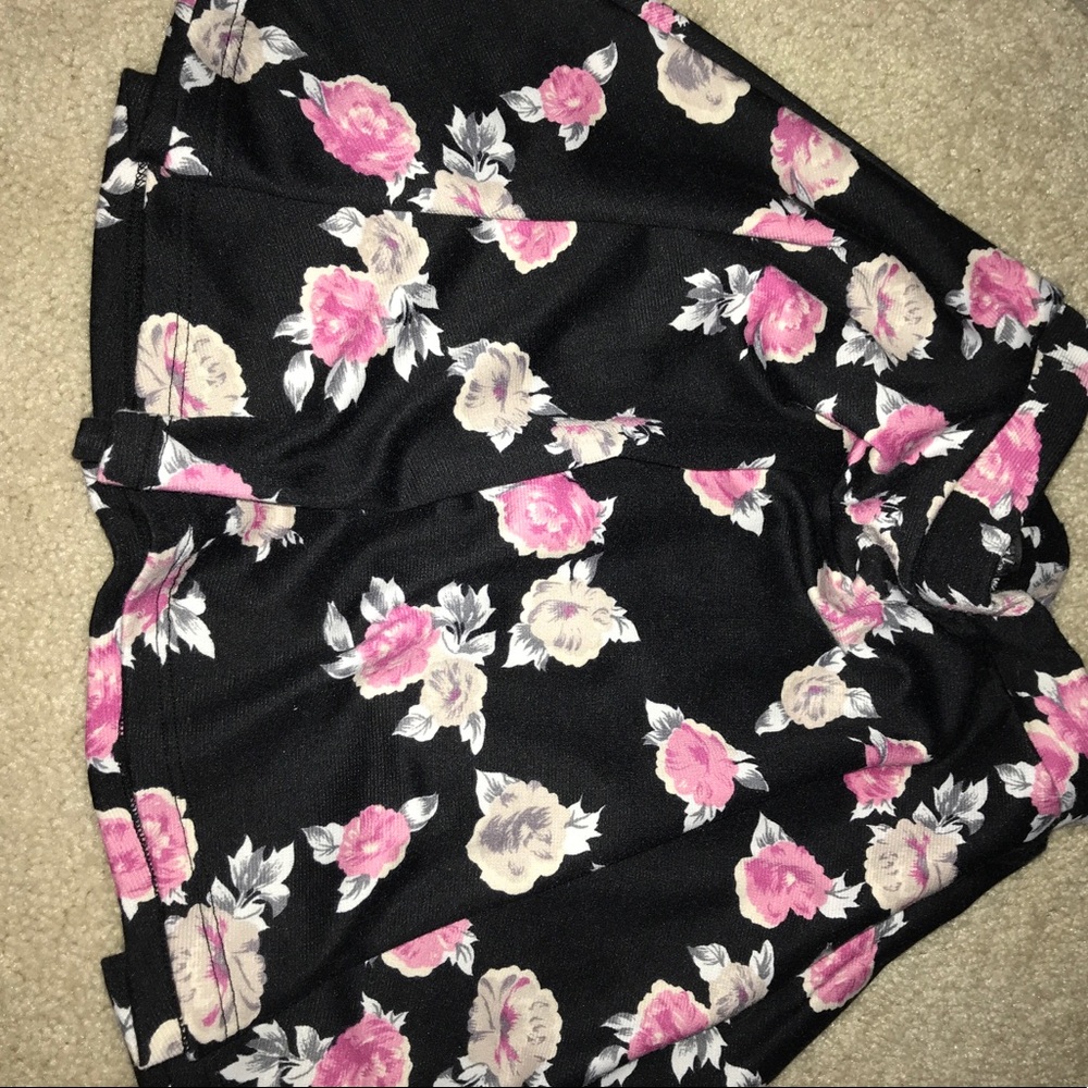 High waisted skirt